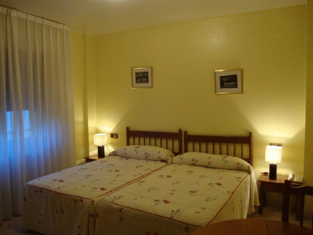 Hostal El Vegano Utiel Szoba fotó